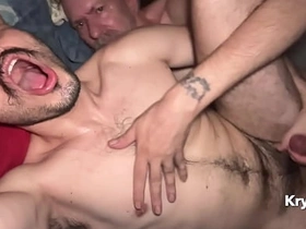 爹地用他的巨屌干我 第四集 lot lot cum out asian unconcerned lovemaking videos