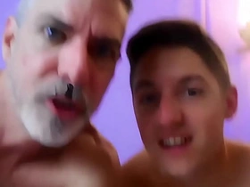 人形犬：Devin Jones与Richard Lennox激烈交媾 渴求下流游戏 chinese frottage careless porn