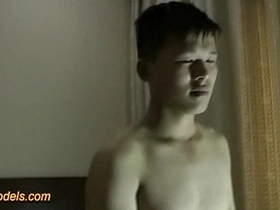 发骚小零爱10英寸大屌 gay korean dildo porn