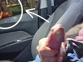 公交站台对着红发妞公开冒险自慰！ chinese procreate gay porn trill