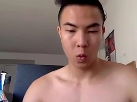 亚裔打飞机 hot massage gay porn