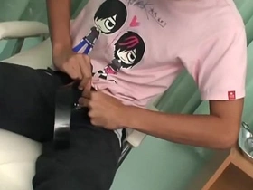 变态医疗癖亚洲双飞3P uncaring asian straight porn