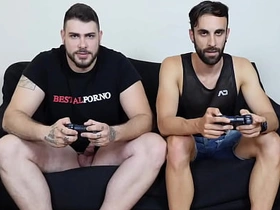 直男哥们在PS上赌输赢 korean solo gay porn