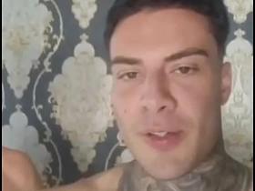 网络泄露！Andressa Urach的父亲忍不住和Rafael Martinz搞上了 hot muscle worship gay porn