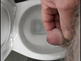 Rustyas1 - 又在公厕自慰 happy-go-lucky porn in chinese